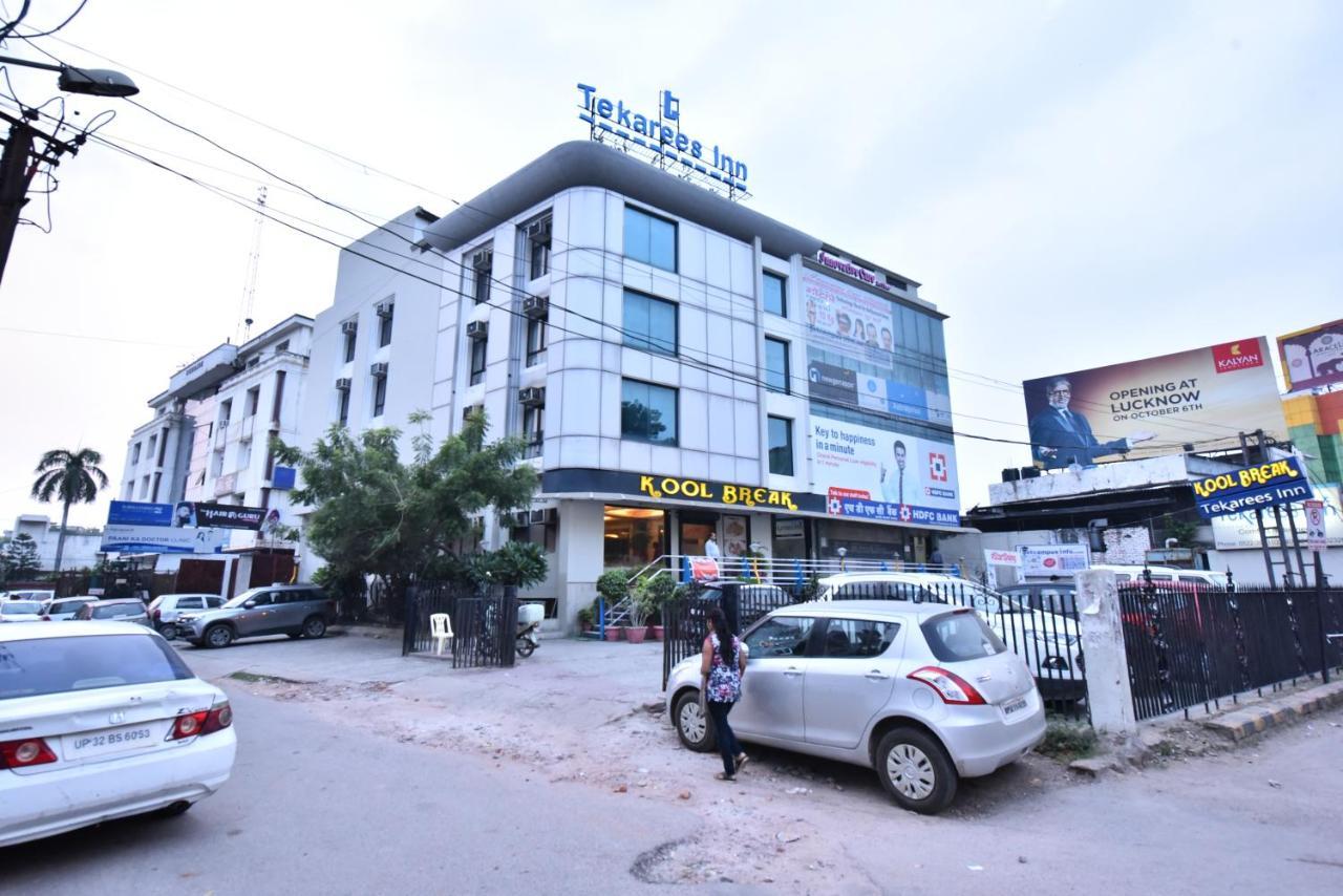 Tekareesinn Lucknow Esterno foto